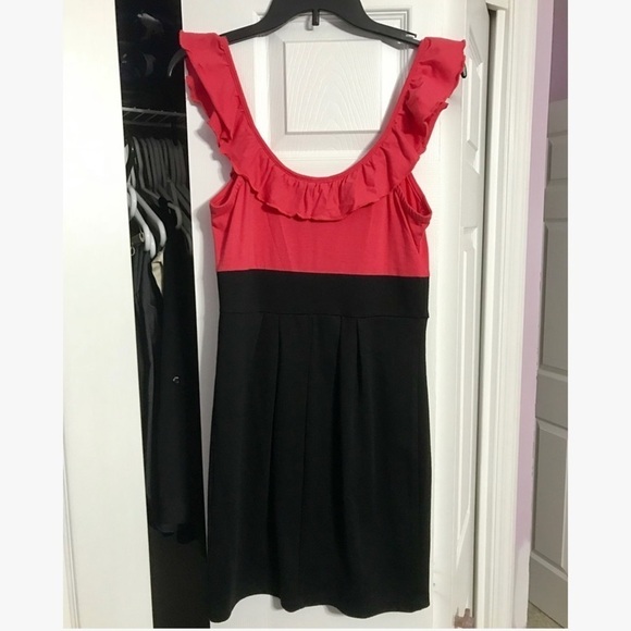 Juniors Derek Heart Scoop Neck Dress - Picture 1 of 2